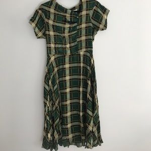 Green plaid dress from Unique Vintage. Large.